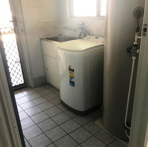 11 Anchovy Street - Tin Can Bay Summer Haven Coastal Retreat - Accommodation NT 1