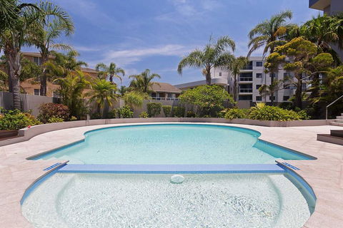 12 'Florentine' , 11 Columbia Close - WIFI, Aircon, Spectacular Views - NT Tourism 1