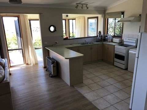 121 Montague Avenue, Kianga - NT Tourism 3