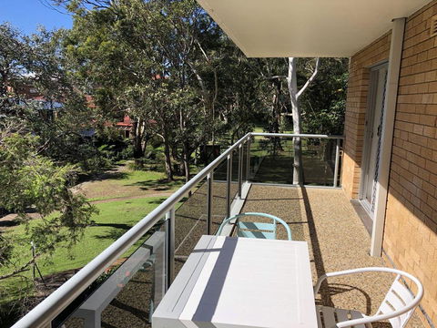 13 'Parkview', 11-13 Catalina Close - Great Location Unit With A Locked Garage - NT Tourism 2