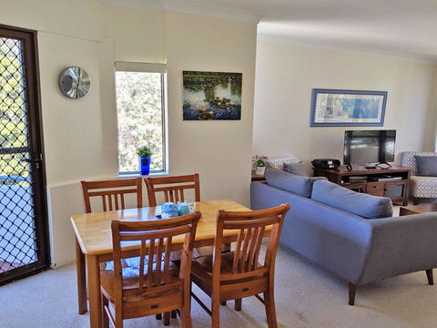 13' Mistral Court', 17 Mistral Close - Walk Across To Little Beach! - NT Tourism 3
