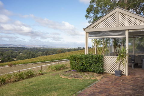 131 Your Vineyard Home In The Heart Of The Vale - Accommodation NT 1