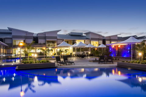 1770 Lagoons Central Apartment Resort - NT Tourism 1