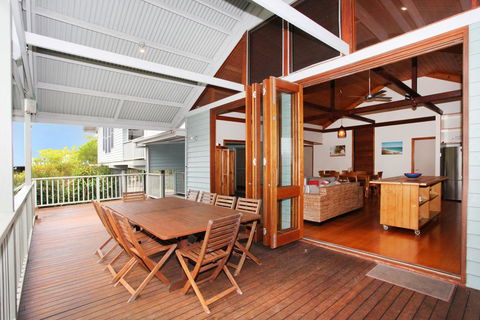 18 Northbeach Place, Mudjimba Beach - Pet Friendly, Linen Included, WIFI - NT Tourism 3