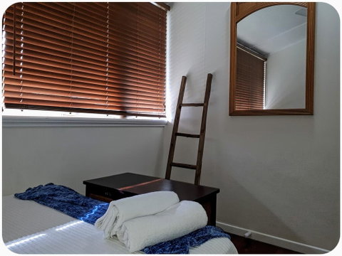19 Grimshaw - Accommodation NT 1