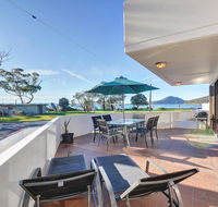 2 'Fleetwood' 63 Shoal Bay Road - spectacular views