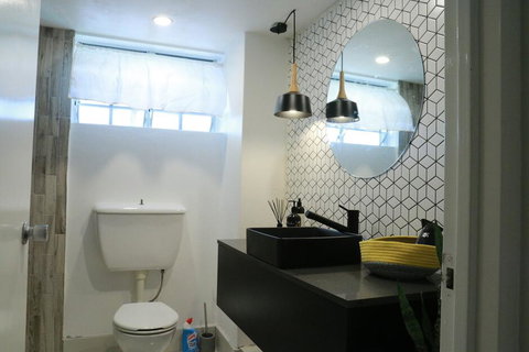 2 Bedroom Close To CBD - Accommodation NT 2