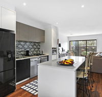 2 Bedroom Townhouse - Family  Corporate Bookings Only - Accommodation NT