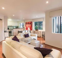 2 Bedroom with Parking  AC Close To Beach  City - NT Tourism