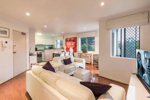 2 Bedroom With Parking & AC Close To Beach & City - NT Tourism 0
