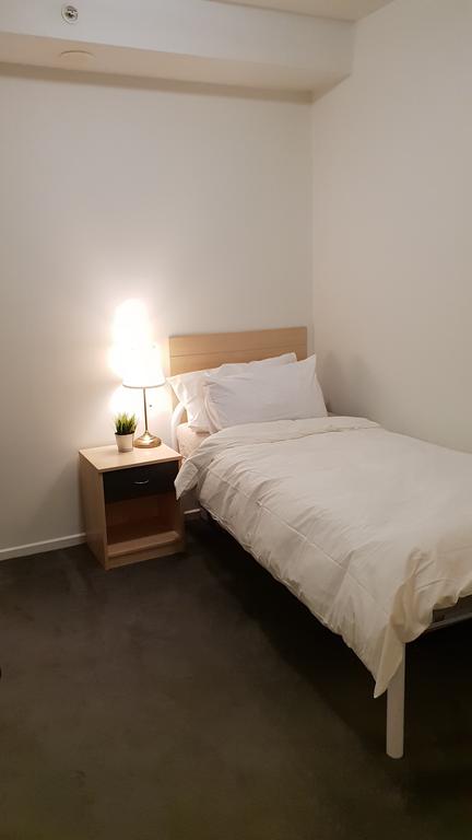 2 Bedrooms CBD FREE Tram Apartment (Melb Central, China Town, Queen Victoria Market, Melbourne University, RMIT, Etc) - Accommodation NT 3