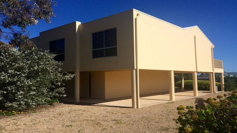 22 Broadbeach Drive - NT Tourism 0