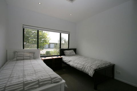 26 Twynam Street - NT Tourism 0