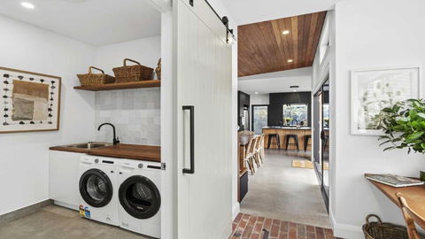 Beautifully Renovated Period Property Walking Distance To Cbd - NT Tourism 2