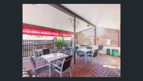 Cairns Holiday Lodge - Accommodation NT 2