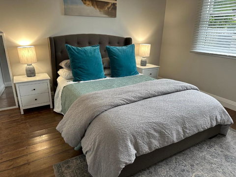 Daisy Cottage On Duke 2BR - Accommodation NT 0