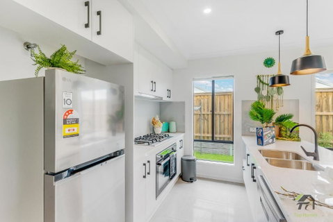 Cozy&Luminous 4-bedroom House - Accommodation NT 1
