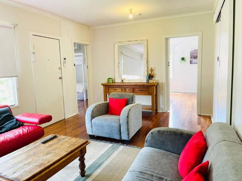 D122 Lovely London Home - Accommodation NT 0