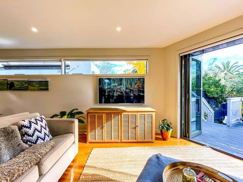 Delux Camberwell Sunny Townhouse - Accommodation NT 3