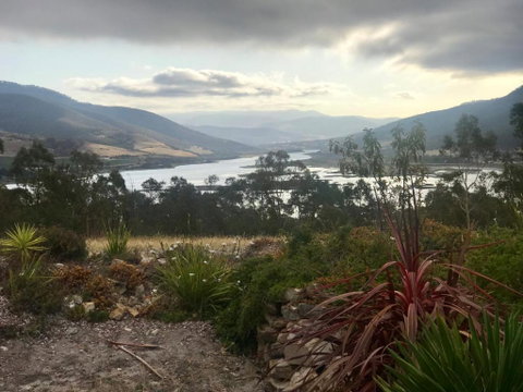 Derwent Mist Villas (Acacia Villa) - Accommodation NT 1