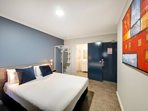 28 Hotel - Accommodation NT 1