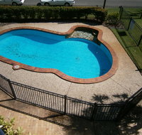2nd Floor Unit with Water Views and Pool - Karoonda Sands Bongaree - Accommodation NT