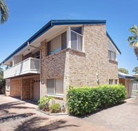 3 'Ambleside' 9 Shoal Bay Avenue - air con WIFI and close to the water and Shoal Bay shops