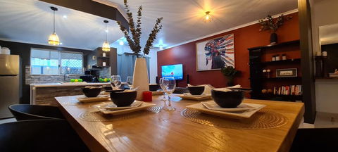 3 BEDROOM CITY ESCAPE - CHAMPAGNE STAYS Darwin - NT Tourism 3