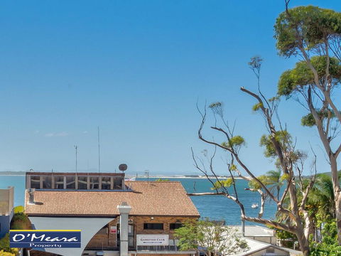 303 'The Shoal', 4-8 Bullecourt Street - Air Conditioning, WIFI, Netflix, Views, Linen & Lift - NT Tourism 0