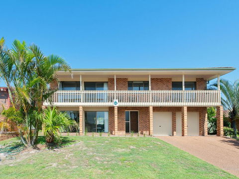 31 Kerrigan St - Large Home With Water Views & Boat Parking - NT Tourism 1