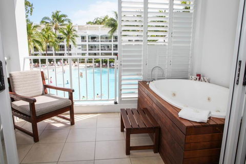 3121 SHILOH AT THE BEACH CLUB - NT Tourism 0