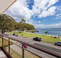 4 'Collendina' 19 Kurrawa Close - fantastic water views and sea breezes - NT Tourism