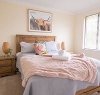 42 Rosemary Lane - Central Orange - Spacious Family Home - Quiet Lane - Accommodation NT