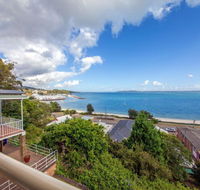 5 'Quarterdeck' 12 Magnus Street - panoramic water views  close to town