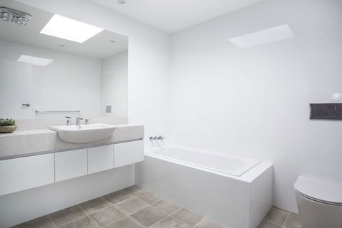 57 Carroll Ave Mollymook Beach - Relaxed Homely Retreat - NT Tourism 1