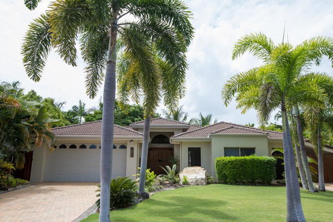 6 Beachside - Accommodation NT 0