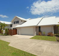 60 Beachway Parade Marcoola 500 BOND Linen supplied - Accommodation NT