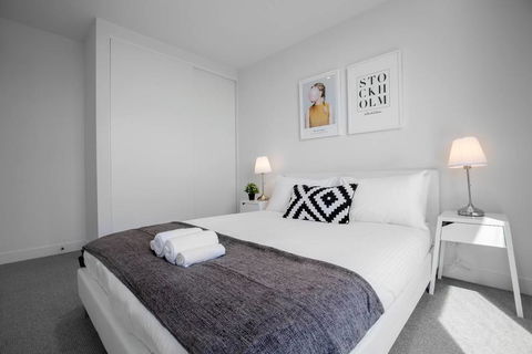 61, Boutique One-bedroom, Boxhill Central, Mall - Accommodation NT 3