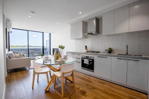 61, Boutique One-bedroom, Boxhill Central, Mall - Accommodation NT 1