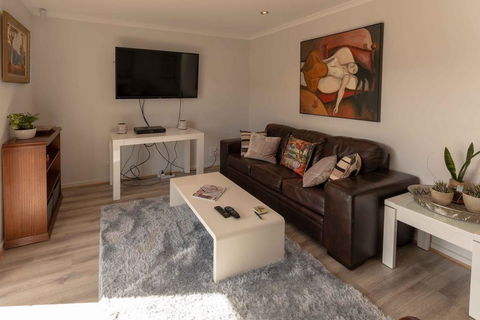 64 Marina Way, Mannum - Accommodation NT 2