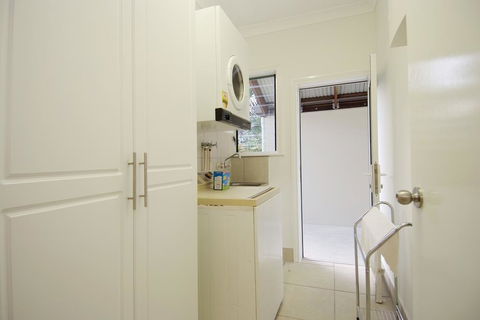 67 Casuarina Beachhouse - NT Tourism 0