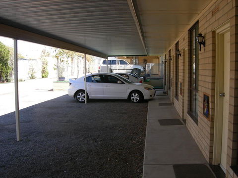 7th Street Motel - NT Tourism 2