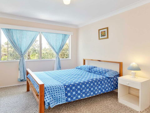 9 Pirralea Parade - Fantastic Family Getaway With Pool And Boat Parking - NT Tourism 1
