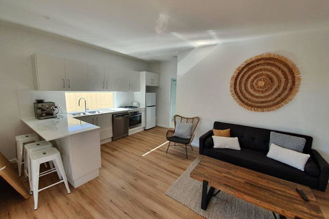 A Beach Getaway - Accommodation NT 2