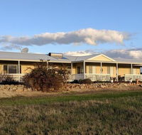 A Better Life Animal Sanctuary FarmStay - Private Two-Bedrooms Lounge Room  Bathroom  Toilet Shared Kitchen - NT Tourism