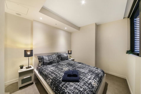 A Central & Cozy 2BR Apt Near Federation Square - Accommodation NT 1