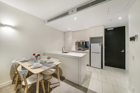 A Central & Cozy 2BR Apt Near Federation Square - Accommodation NT 2