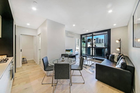 A Cozy & Stylish Suite Near Melbourne Central - Accommodation NT 1