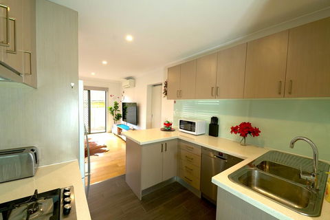 A Cozy 3BRM House At Doncaster - Accommodation NT 1