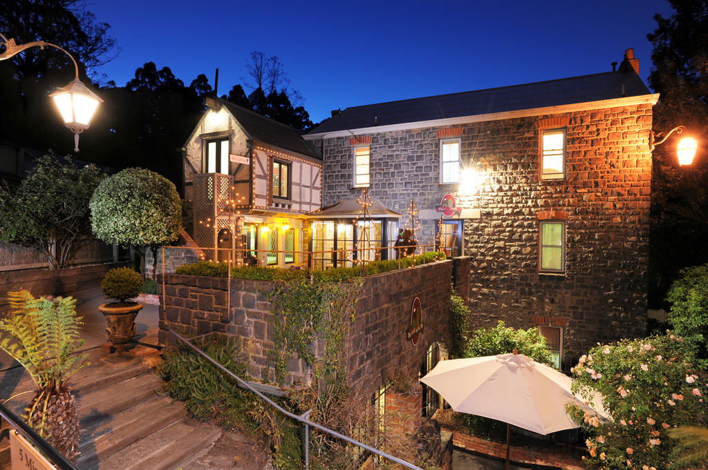  Accommodation NT